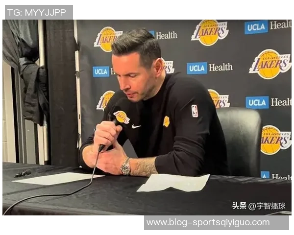 阴阳快船与湖人防守的微妙关系雷迪克用词引发小范对保罗的回忆 阴阳快船与湖人防守的微妙关系雷迪克用词引发小范对保罗的回忆